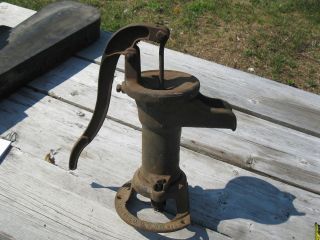   Iron McDonald Pitcher Pump Old Water Well Farm Hand Pump Dubuque IA