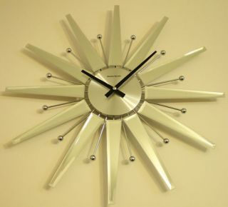 verichron wall clock in Collectibles