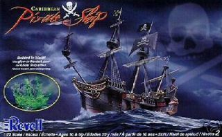pirates of the caribbean model in Models & Kits
