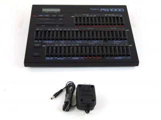 Roland PG 1000 Programmer for D 50 and D 550 Synthesizer PG1000