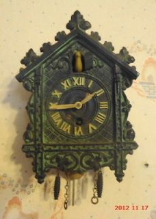 Vintage Lux Coo Coo Clock Waterbury Conn.