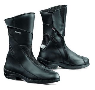 forma boots in Boots