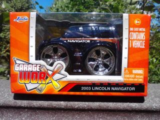 Jada Garage Worx 2003 Lincoln Navigator Black Die Cast Metal 83514 