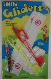 AIRPLANE RUBBER BAND LAUNCHER GLIDER TOY CHEMTOY ~NOS ~HONG KONG 