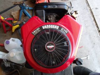 briggs and stratton engine in Outdoor Power Equipment
