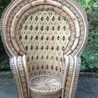 Rare Rattan Ornate 1960 Hollywood Regency Peacock Chair The 