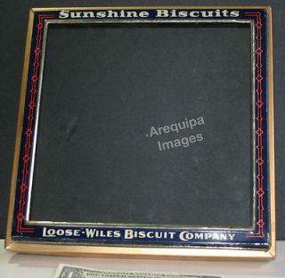   Tin Door glass store display Loose Wiles Biscuit Co.Cracker lid