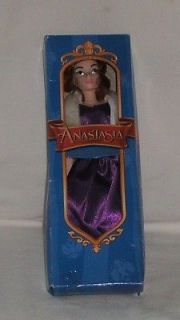Anastasia 8 Doll 1997 Comes with 2 outfits,and her hair grows Box has 