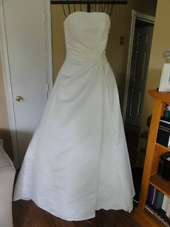 BEAUTIFUL wedding dress, solid IVORY, size 12, DAVIDS BRIDAL, EUC 