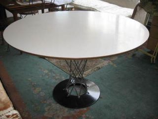 ORIGINAL 1950s NOGUCHI CYCLONE WHITE LAMINATE TOP TABLE ORIGINAL 