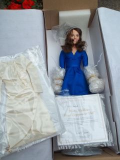 ASTON DRAKE Kate Middleton Engagement Porcelain Doll With 2ND Portrait 