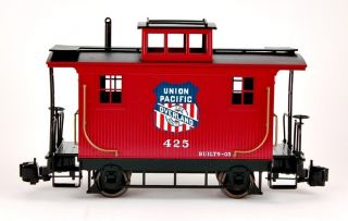 Bachmann G Scale Train (122.5) Red Caboose Union Pacific