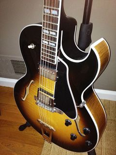 Brand New GIBSON CUSTOM ES 175 with HARD CASE+VOX AMP AC4TV