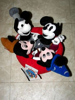   DISNEY EXCLUSIVE 70TH ANNIVERSARY MICKEY MOUSE BEANIE BABY SET NWT