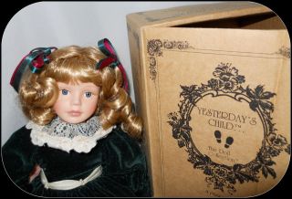 Yesterdays Child Noel Doll Boyds Collection 4820 w/certificate Holiday 