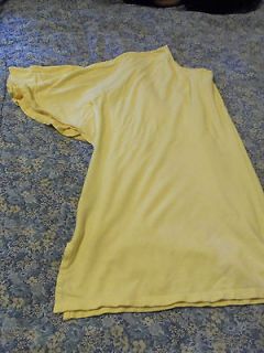 YELLOW DOUBLE VEE NECK TEE NO TAG 99 CENT SALE