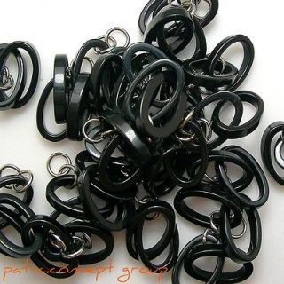 BLACK PLASTIC RINGS ORNAMENT WITH METAL CHAIN FOR CHRISTMAS TREE DECOR 