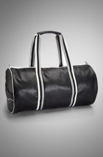 NEW HUGO BOSS MENS BLACK SPORTS GYM HOLDALL WEEKEND CARRY SUIT TRAVEL 