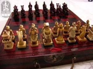 set of Asian old chess 32 pieces board box game