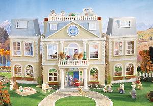Calico Critters #CC2043 Cloverleaf Manor NEW