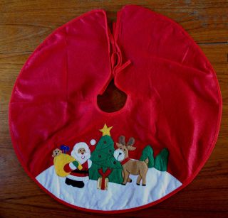 19  Christmas Tabletop Tree Red Felt Skirt Santa Reindeer NEW