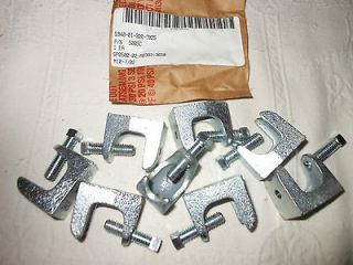 LOT OF 25 BEAM CLAMPS 7/8 OPENING WITH (2) 1/4      20 THREADED 