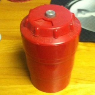  Plast Ad Manufacturing Kelvinator Plastic Divided Spice Shaker 1950s