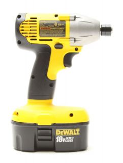 DeWalt DW056 18V NiCd Cordless Hammer Drill