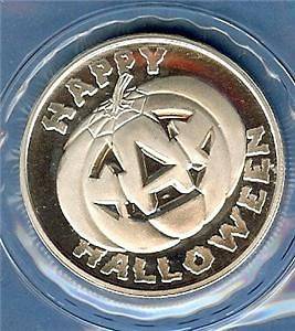 Silver Round Halloween Jack o Lantern Pumpkin Undated @ r_and_l Art 