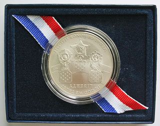 2011 MEDAL OF HONOR UNNCIRCULARED SILVER DOLLAR COMMEMORATIVE COIN
