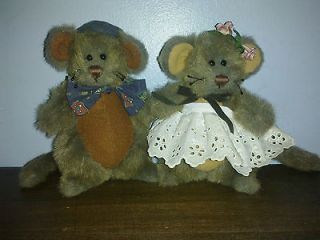 TWO 1996 GANZ COTTAGE COLLECTIBLES BY LORRAINE
