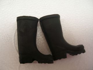 DOLLHOUSE MINIATURE GUM BOOTS WELLINGT​ONS FOR DOLL BEAR TO WEAR IN 