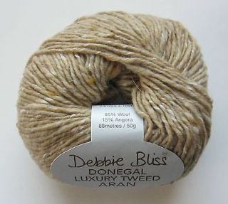 25% off DEBBIE BLISS Donegal Luxury Tweed Aran Yarn 360028