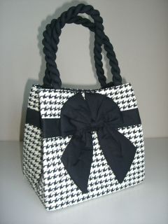 NaRaYa   Magnificent Vintage Handbag for Woman   Patterns Black 