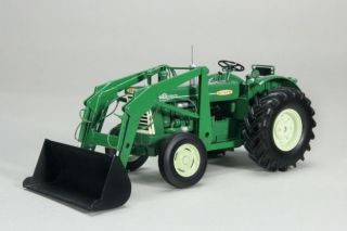   995 Lugmatic Diecast Tractor with Diecast Loader NIB, 2010 Pork Expo