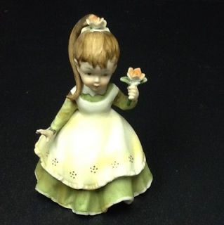 Vintage Lefton China Figurine KW2817 Little Girl Holding Flower Great 