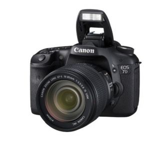 CANON EOS 7D Digital SLR Camera with 15 85 mm EF S Wide Angle Zoom 