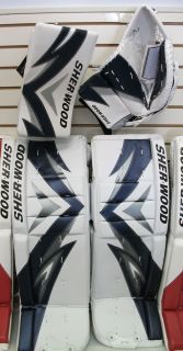   T90 ice hockey goalie Blocker/Catcher/Pads goal leg pad catch glove
