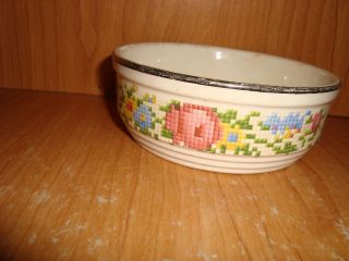 Vintage Harker Hotoven Cookingwear bowl