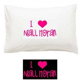 love/heart Niall Horan Pillowcase