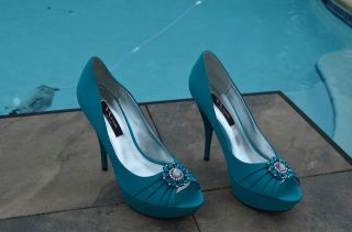 Nina Stasy Pumps NIB Teal