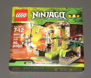 LEGO Building Set 9440 Ninjago Venomari Shrine w Jumping Snake Trap 