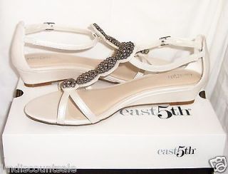 WOMENS J C PENNEY EAST 5TH Jasmine Sandals Size 8.5 M WHITE NIB