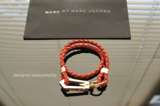   MARC JACOBS Logo Gold Clip Tomato Red Leather Double Wrap Bracelet