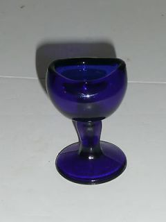 Cobalt Blue Glass Eye Cup   vintage