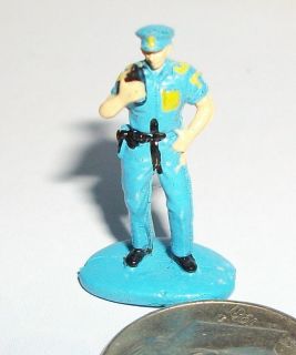 micro machines people police officer 2  2