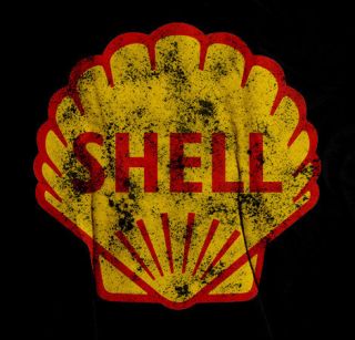 Shell Vintage Logo T Shirt Distressed Style Auto Racing Motor Oil 