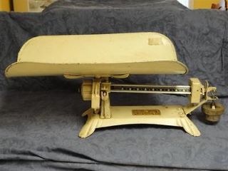 1941 DETECTO Baby Scale w/Original (2) 10lb. weights by Jacob Bros 