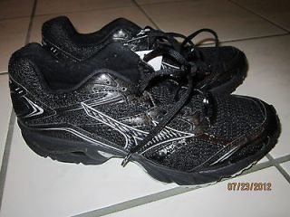 mizuno wave nexus 5 running man black shoes brand new