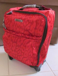BETSEY JOHNSON GLAM CHEETAH COLLECTION 21 UPRIGHT SUITCASE   NEW 